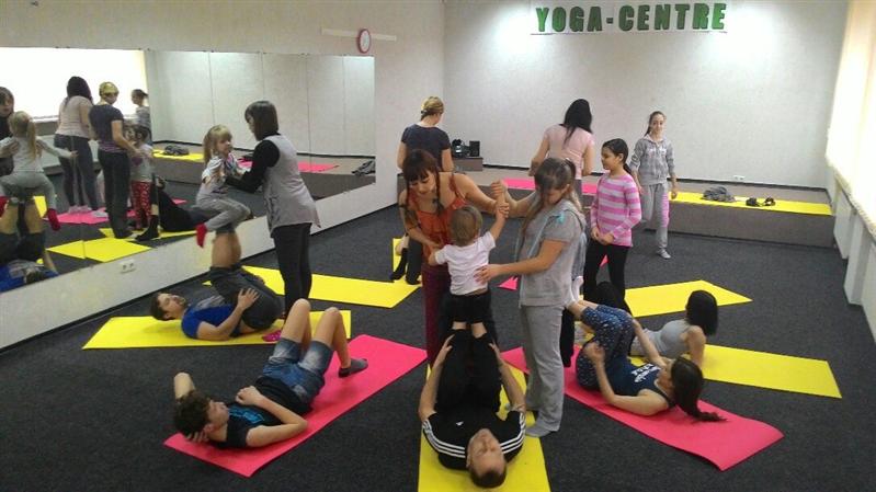 Йога Кривой Рог "Yoga-Center" (проводим Yoga Weekend на природе)